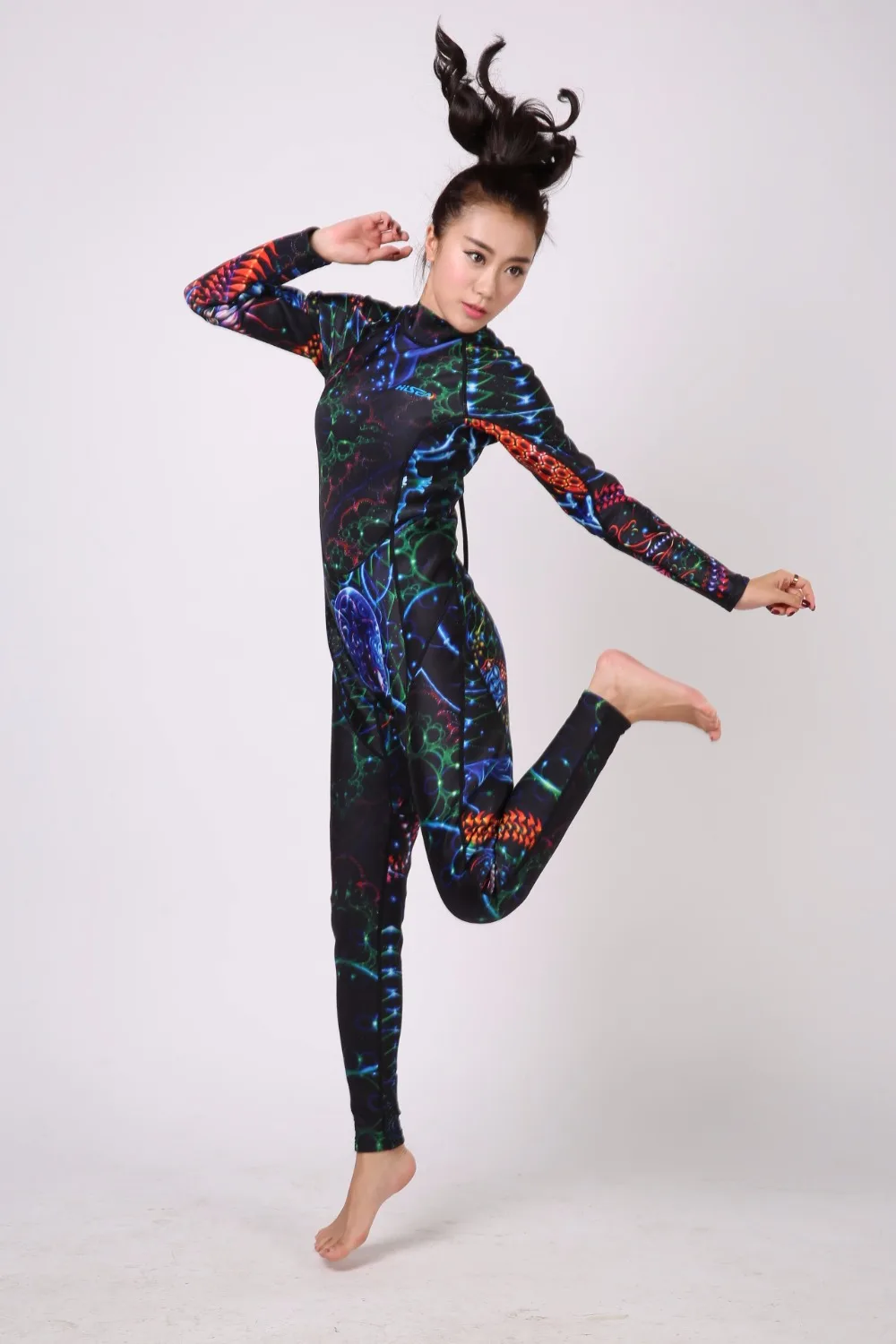 3 мм Новый цельнокроеный гидрокостюм средней длины на молнии обтекаемый