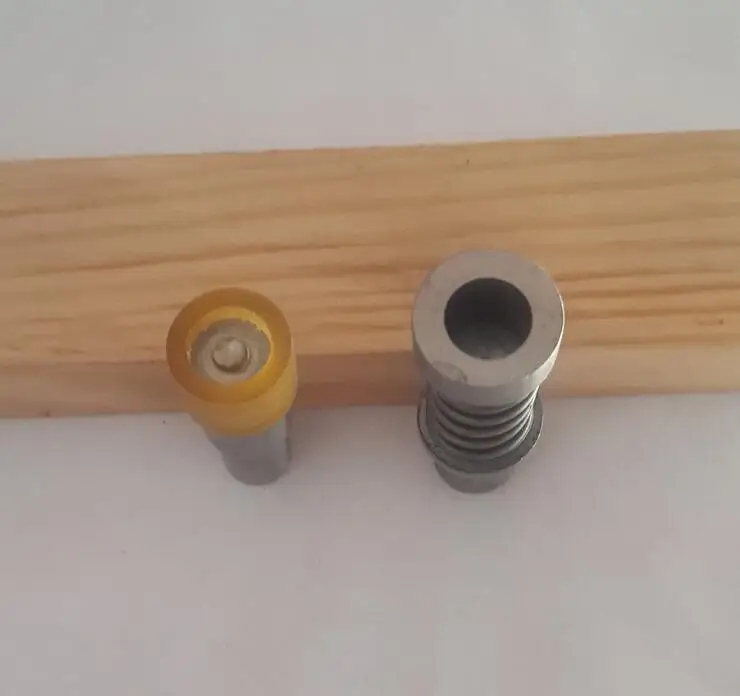 Подвижная форма для кнопок. Металлические задвижки инструменты установки