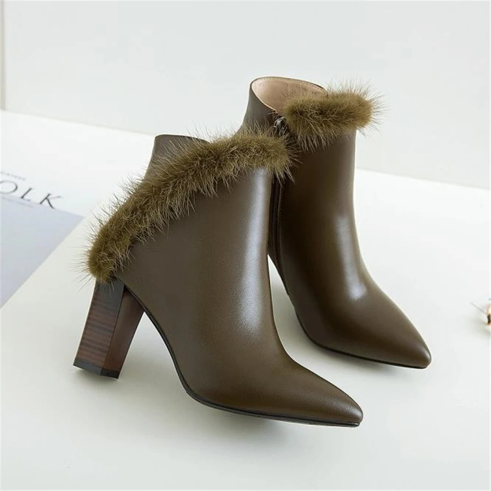 Women's leather boots high-heeled solid-colored mink hair-coat cow new fashion leather-raising shoes in autumn | Обувь