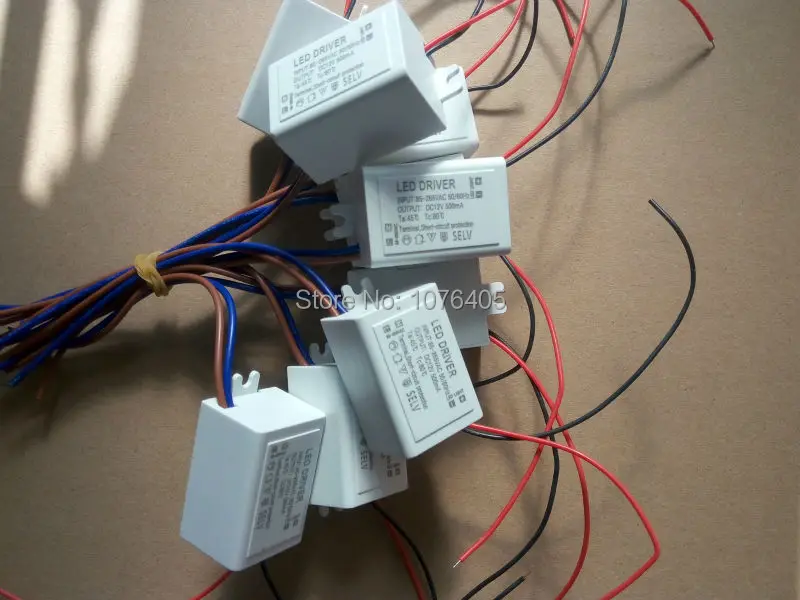 

20pcs led driver 12v power supply AC/DC LED Adapters 6w 500mA Driver transformateur 220 to 12v 500mA