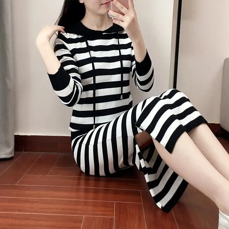 

Fashion Knitted Striped Suit Autumn Winter Women New 2 Piece Sets Female Casual Hooded Long Sleeve Sweater Pullovers Skirts C94