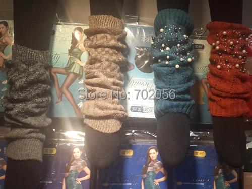 Рисунок 4 - 2016 г. Перламутровые вязаные гетры-манжеты