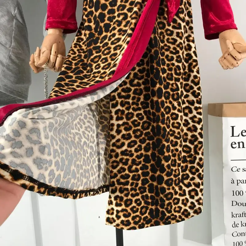XL-Long Wild Leopard бархатный с длинными рукавами пижамы v-образным вырезом ветер хит
