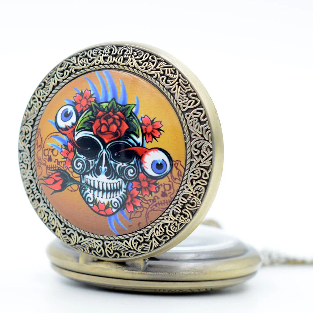 Новые модные кварцевые карманные часы с бронзовым черепом и глазами Бога