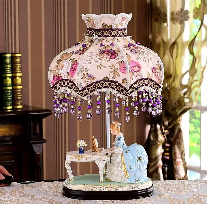 

Moden Art Deco Table Lamp Bedside Table Lamp for Bedroom Salon Living Room Creative Elegant Girl Playing Piano Desk Desktop Lamp