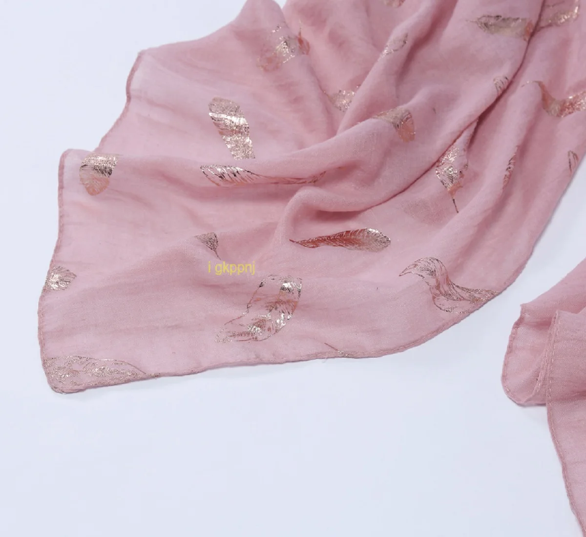 Тиснение золотом перья женщина шарф длинный мягкий тепло и комфорт Весна осень