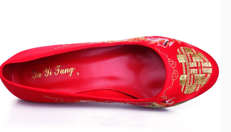 Свадебные туфли с вышивкой свадебные на высоком каблуке лодочки танкетке