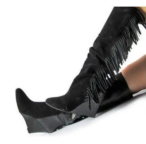 Sapato feminino; сапоги до бедра на платформе; женская обувь на танкетке с бахромой; кожаные сапоги чулки; женская обувь выше колена