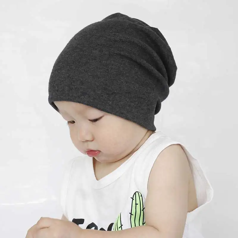 Трикотажные Шапки для новорожденных милые однотонные Хлопок Skullies вязание крючком Кепки s для мальчиков и девочек Теплая осень мягкая шляпа Дети вязать Кепки