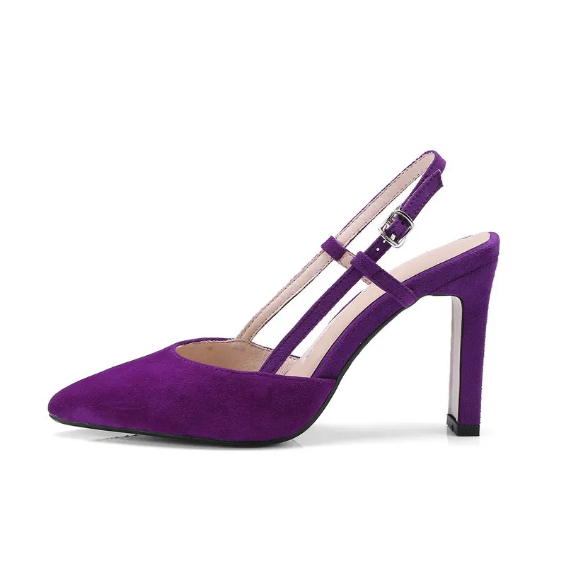 Замшевые женские босоножки на высоком квадратном каблуке с пряжкой модные