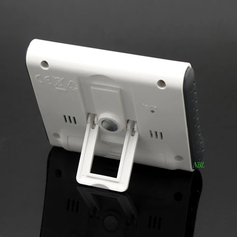 Цифровая комнатная метеостанция с термометром и гигрометром настольный мини