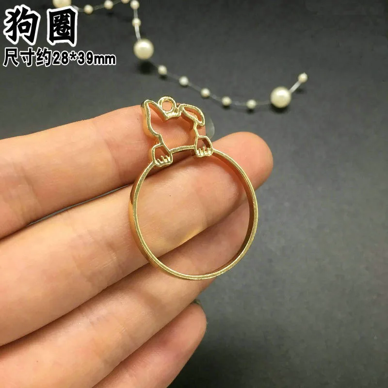 5pcs/lot Cat Dog Carriage Jewlery Making Findings Frame Pendant Gold Charm Bezel Setting Cabochon Setting UV Resin Charm - Цвет: dog circle