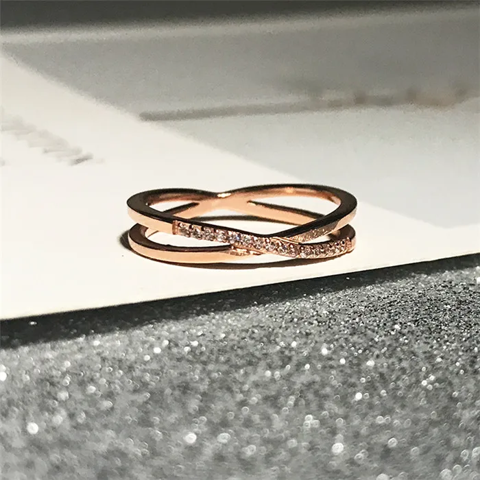 rose gold YUN RUO простой и шикарный X Крест циркониевое кольцо розовое золото подарок на день рождения Женская мода титановая сталь ювелирные изделия никогда не выцветает Прямая - Цвет основного камня: rose gold