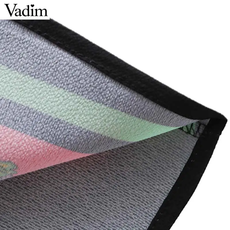 Женское платье с цветочным принтом Vadim Повседневное мини прямого силуэта