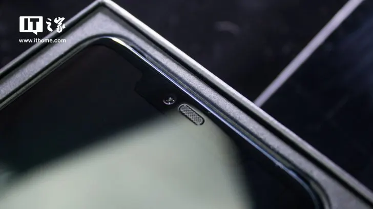 Смартфон HuaWei mate 20 Pro 4G LTE 8 ГБ ОЗУ 256 Гб ПЗУ Kirin 980 Android 9,0 6,3" 3120x1440 40.0MP IP68 NFC