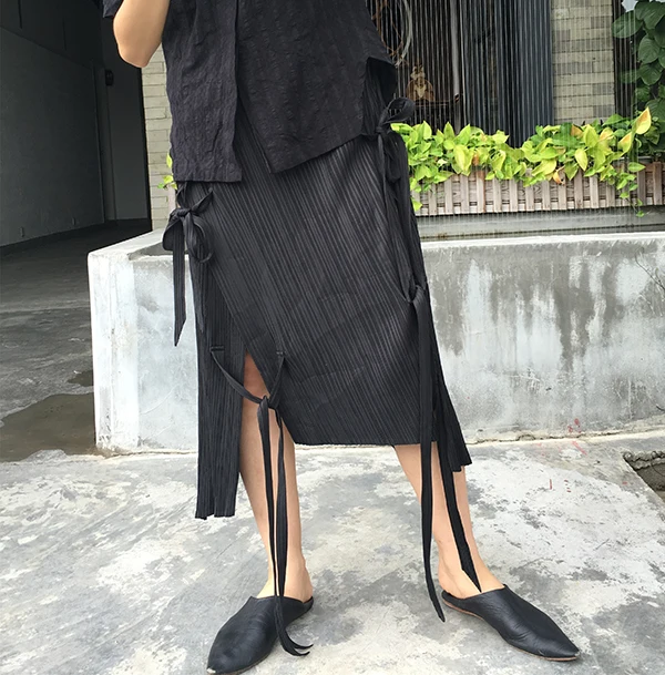 

Miyake Unsymmetrical Design of Original Designer Skirt and Frenulum Skirts