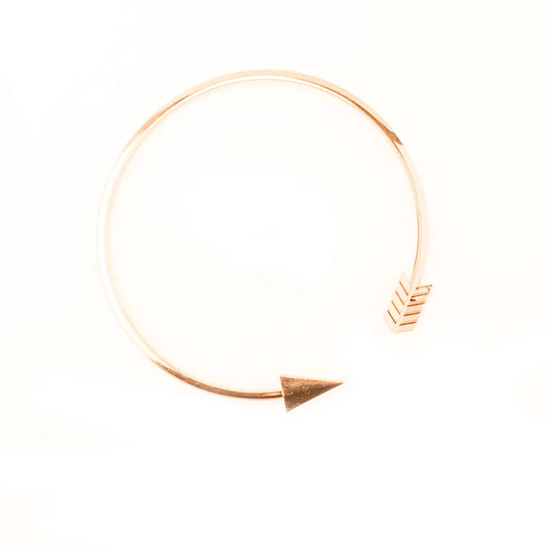 Новые модные аксессуары простые украшения в стиле панк чокер со стрелкой