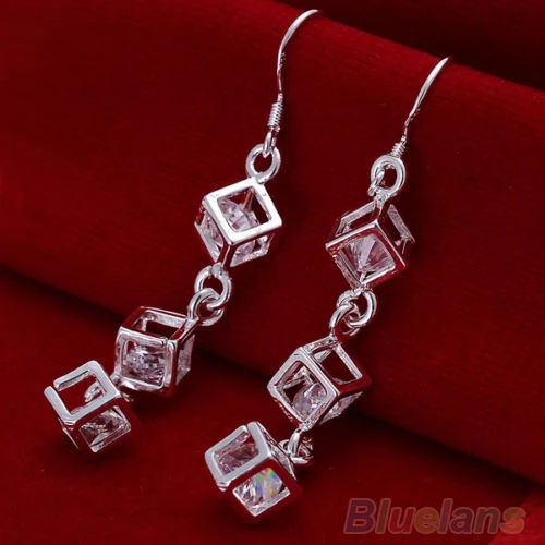 Модные женские посеребренные серьги-кубики с белой головкой клетчатые серьги
