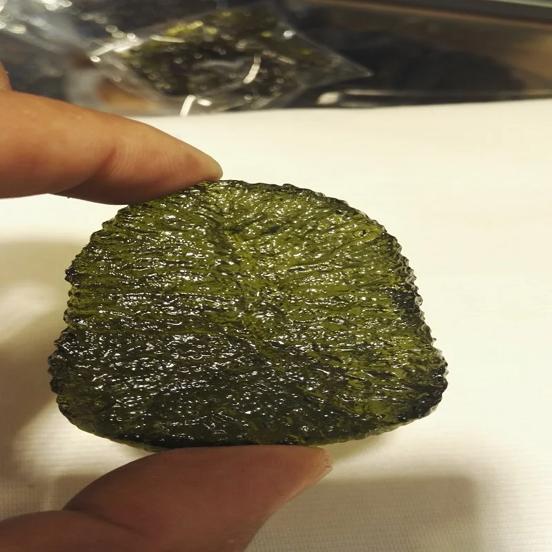 Новые продукты природного Чешский moldavite зеленый аэролиты Кристалл Рейки