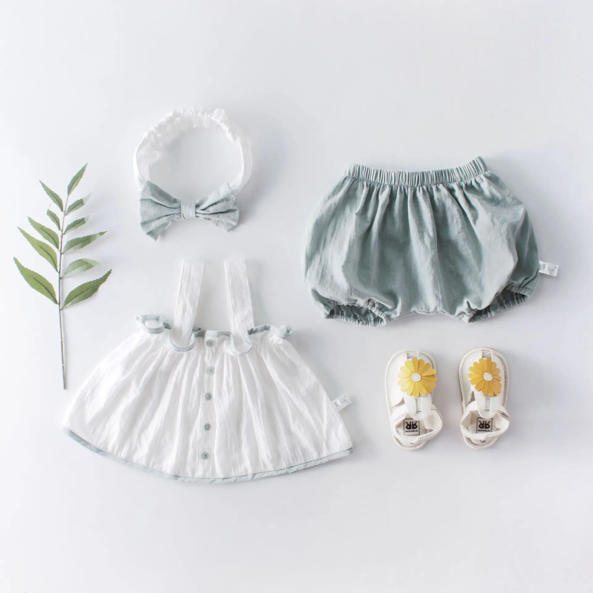 Ins/Летняя Стильная Детская куртка без рукавов на пуговицах + шорты повязка голову