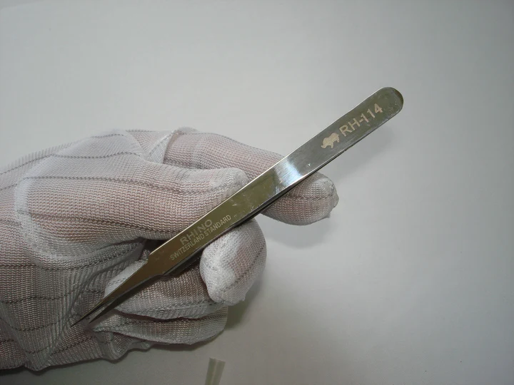 Пинцет со стразами 115 мм высокоточный супер Острый для ремонта часов или