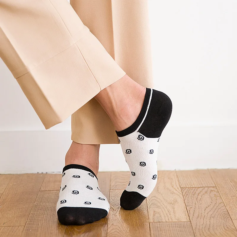 Черные и белые мужские носки с принтом оригинальные художественные лодочки