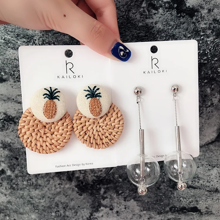 

Handmade pineapple Drop Earrings For Women Wooden Straw Weave Rattan Earrings Big Round ball Wedding Trendy Dangle Jewelry