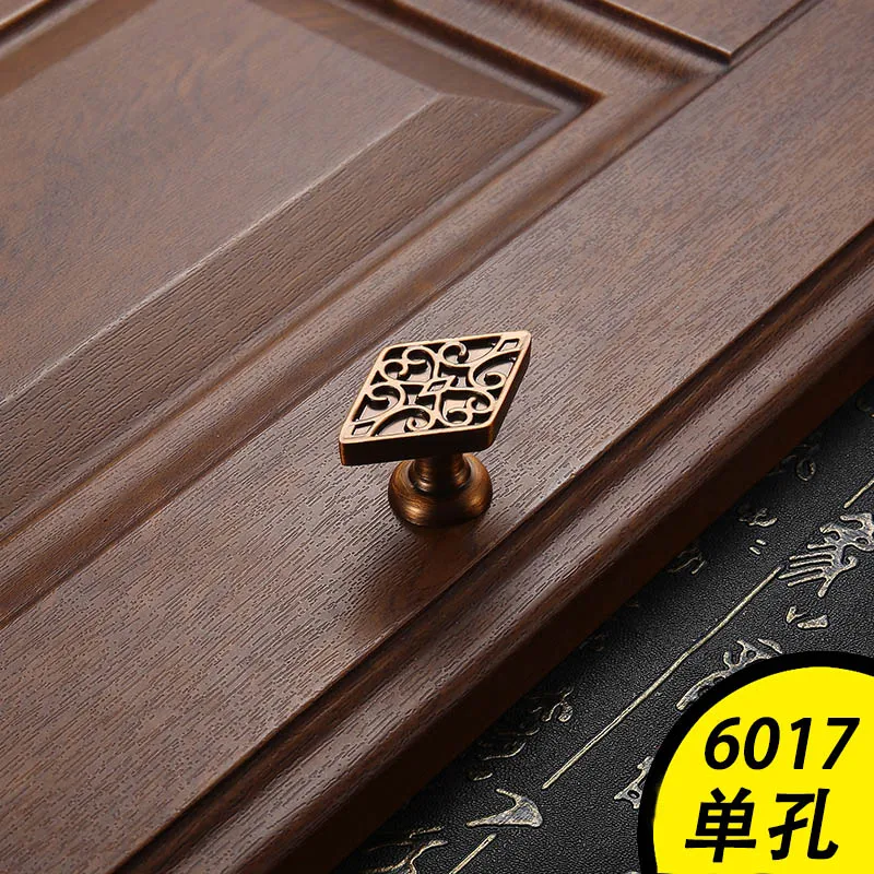 Chinese Classical Cabinet Medicine Cabinet Door Handle Antique Copper Cabinet Drawer Wardrobe Wine Cabinet Pulls - Цвет: 6017-Yellow