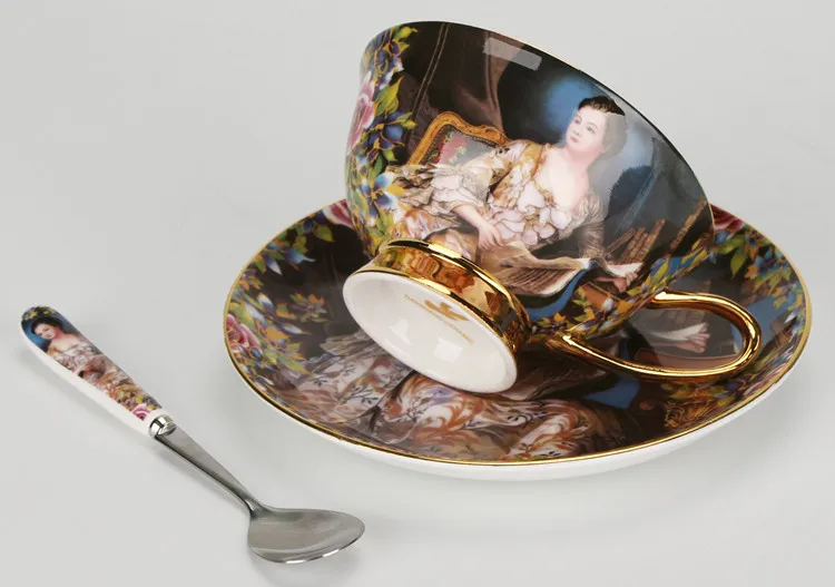 Retro Palace European bone china coffee cup saucer high-grade British ceramic cup afternoon tea mug saucer set Queen's Cup CL092