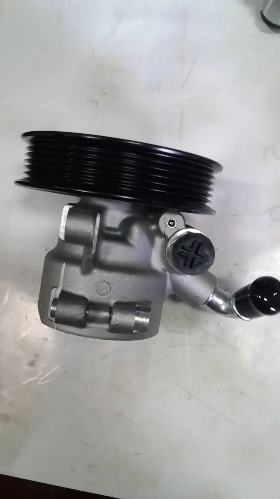 2S653A696DA 2S653A696CA 2S653A696EC насос рулевого управления для фокуса 1,6