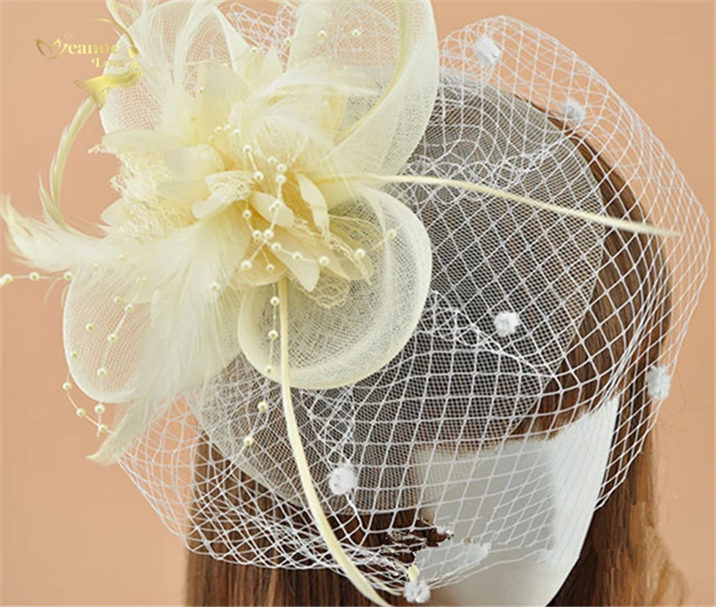 Фата для невесты Свадебная вуалетка с перьями и цветами цвет