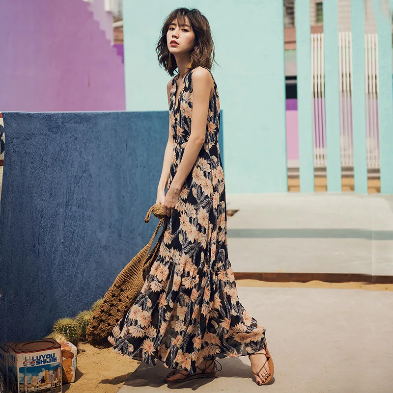 Платье женское черное без рукавов в пол с винтажным принтом | Женская одежда