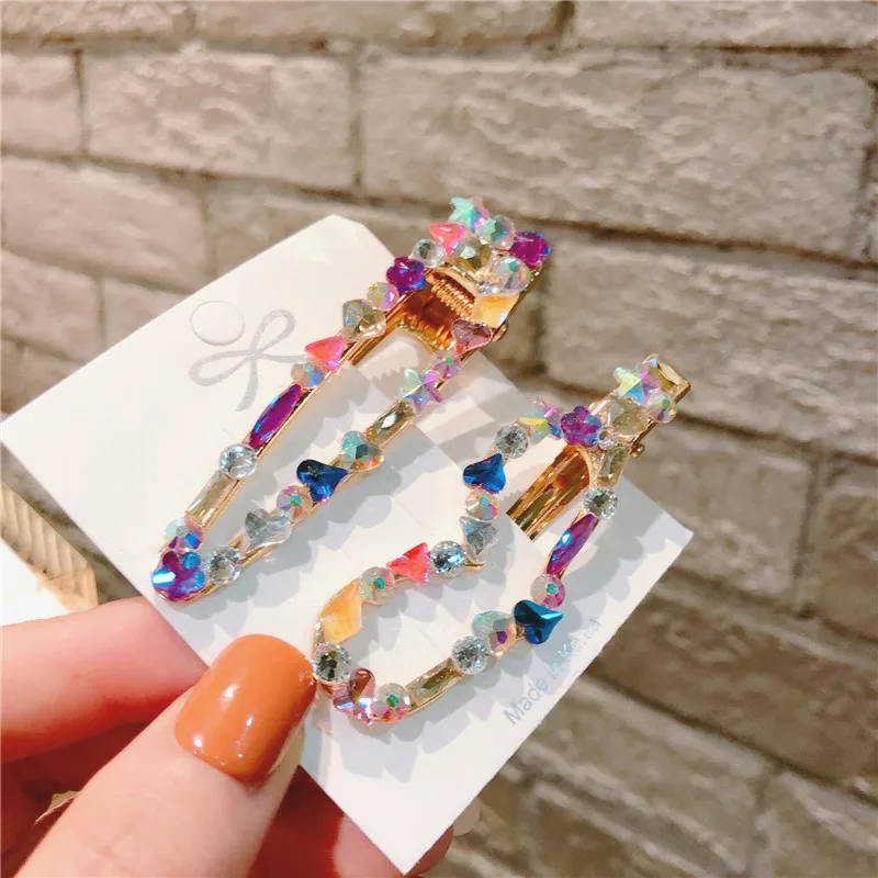 

Korea TV New Trendy Colorful Crystal Heart Shape Hair Clips For Women Girls Geometric Hollow Triangle Hairpins Hairgrips Gifts