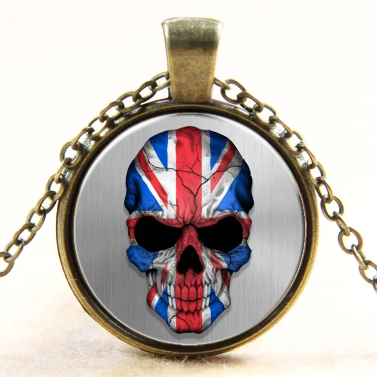 Женское ожерелье с подвеской в виде черепа и флага Великобритании
