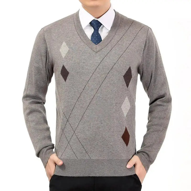 Зимний новый мужской вязаный свитер средней длины с v образным вырезом для папы