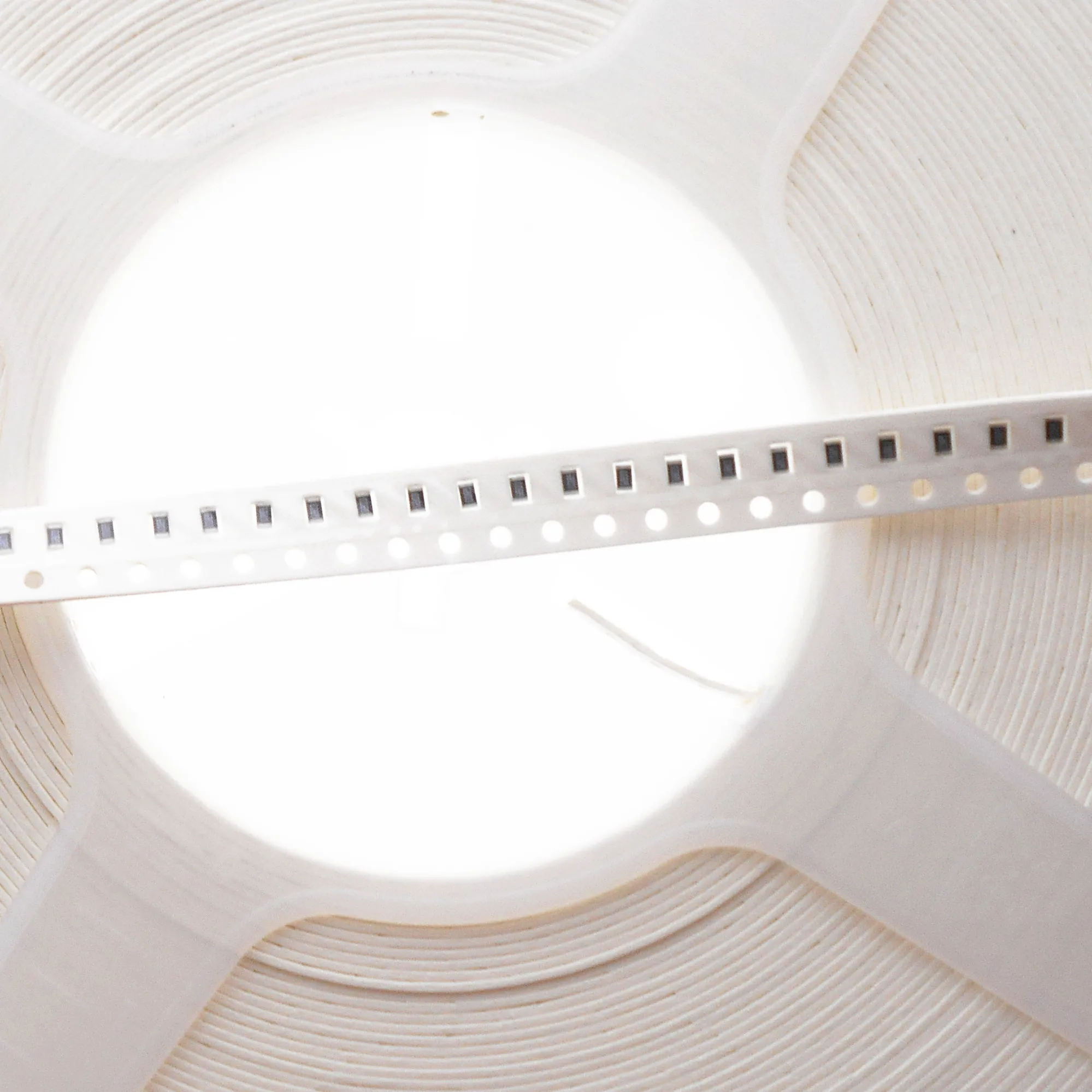 5000 шт./лот 0805 5% SMD резистор 0.01R 0.091R 0.1R 0.91R 0R 1R 10M Резистор в катушке Чип фиксированный