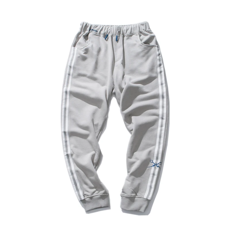 Мужские спортивные штаны в полоску облегающие для тренировок занятий спортом