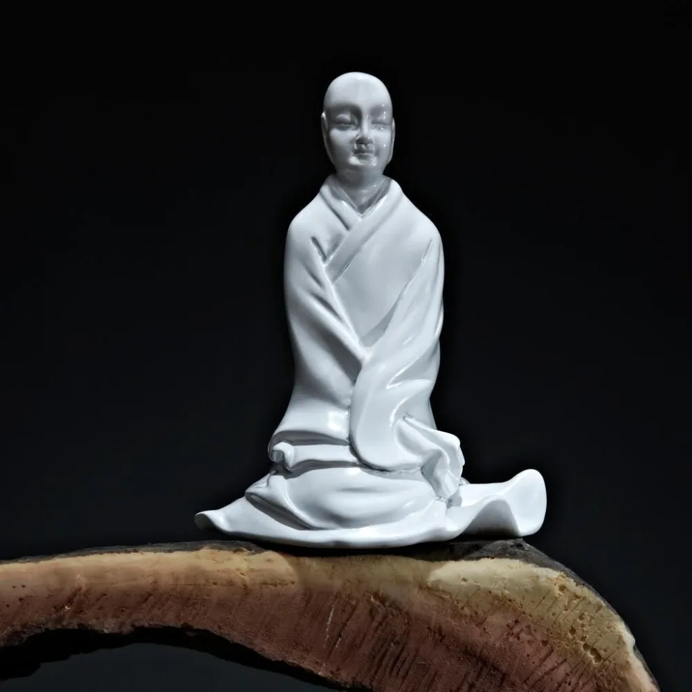 Elegant Zen Decoration Traditional Chinese Foyer Home Decorations Model Buddhist Monk Soft Accessories Special Decor | Дом и сад