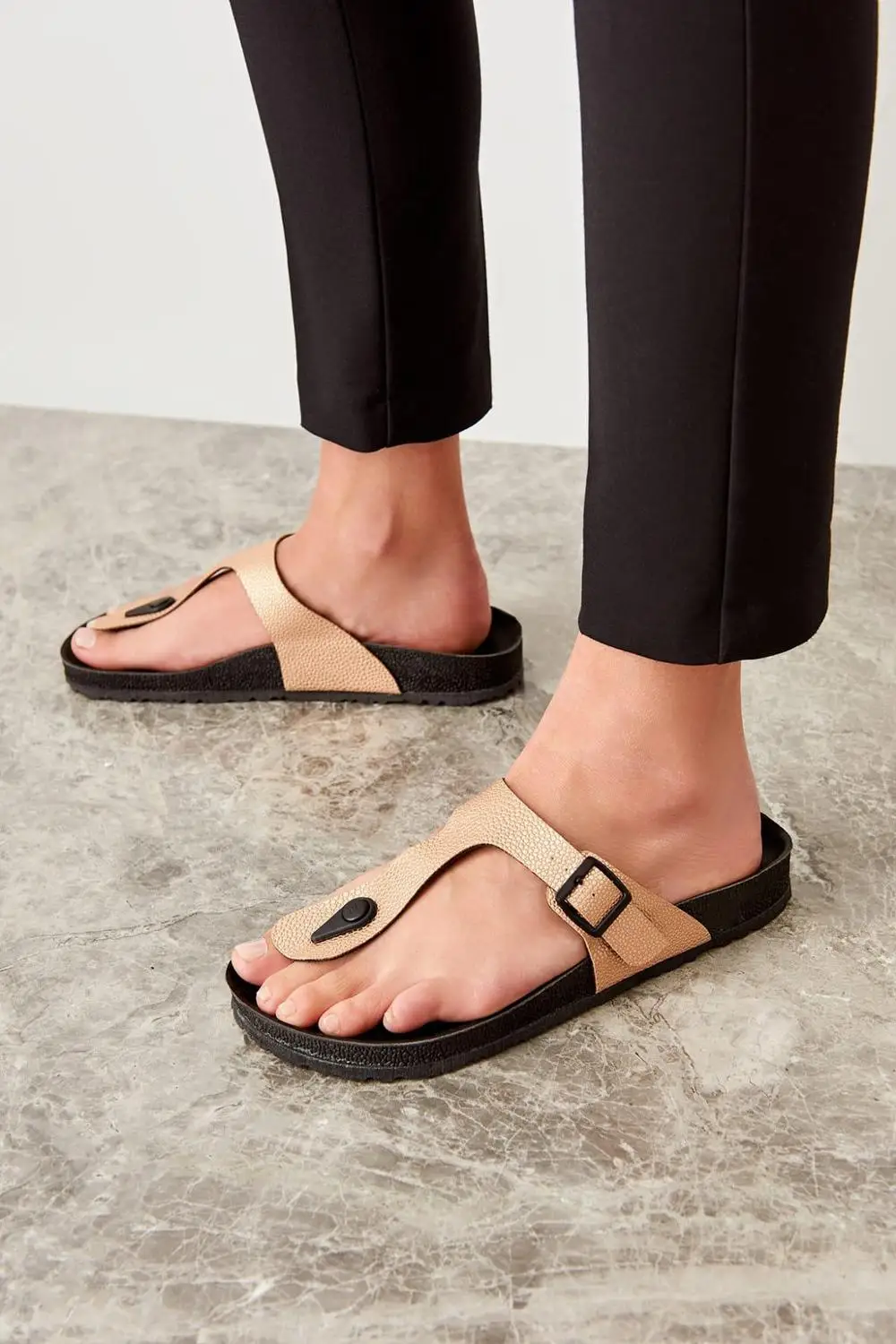 Trendyol серебристые металлические женские тапочки TAKSS19OZ0013|Тапочки| |