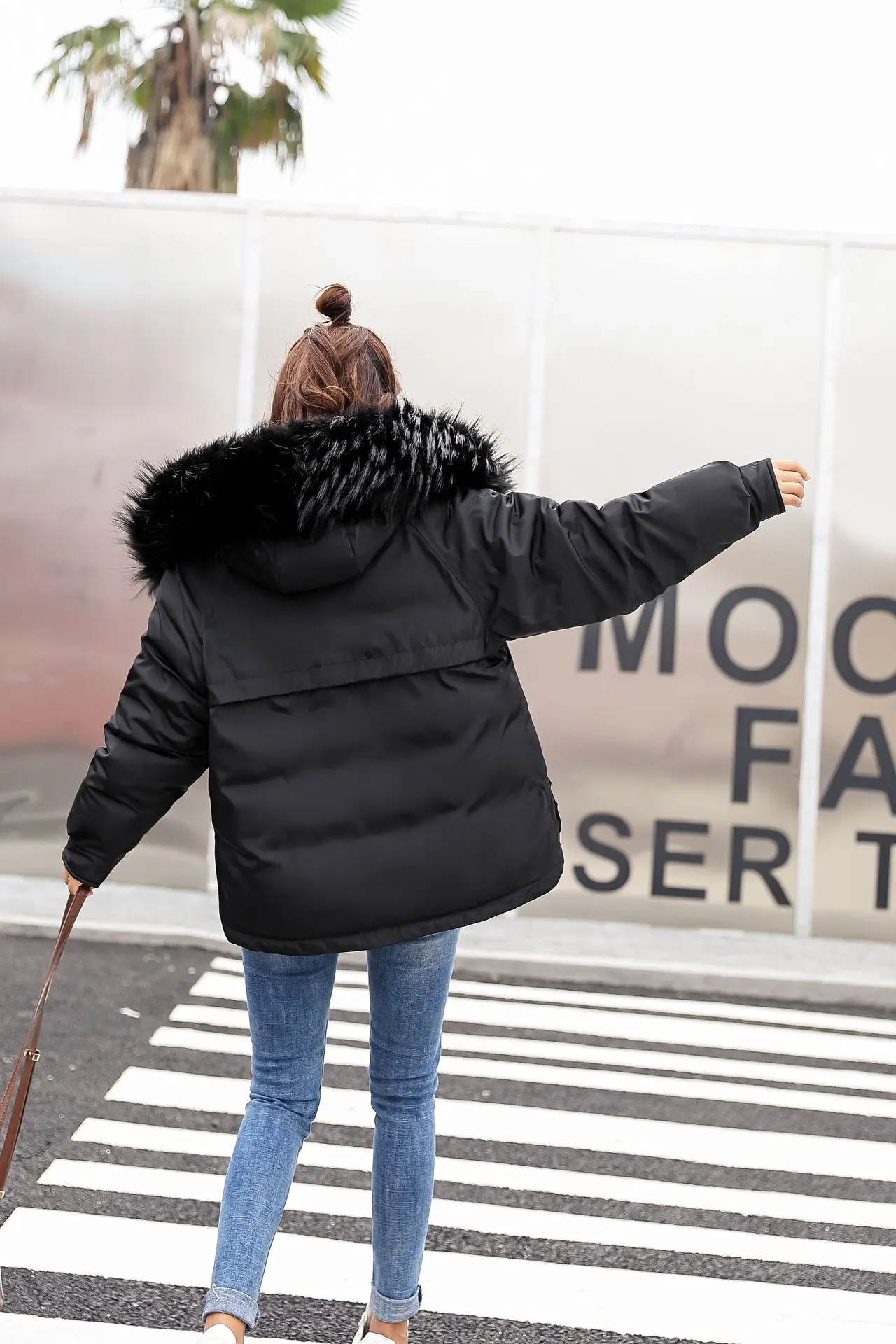 Повседневная теплая Женская короткая куртка с длинным рукавом и капюшоном