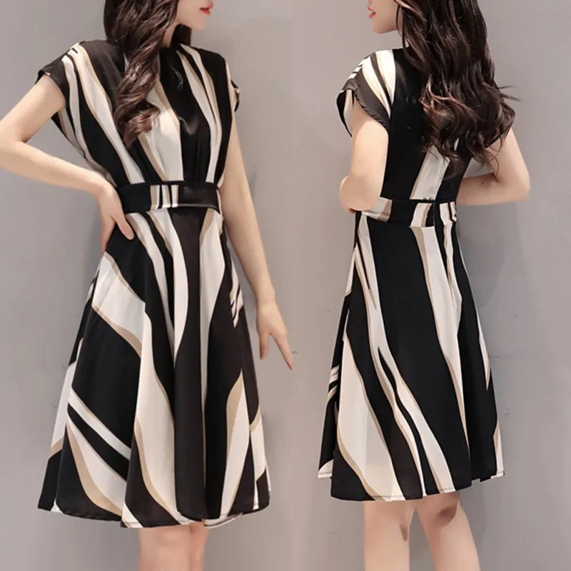 Женское винтажное платье в полоску элегантное стиле ретро с коротким рукавом