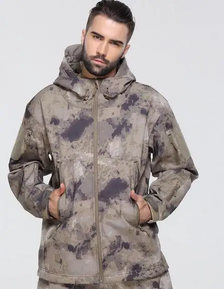 Army тактическая куртка человек скрытень Акула кожи Soft Shell TAD V4.0 военных пальто Мужчины куртка водонепроницаемая одежда