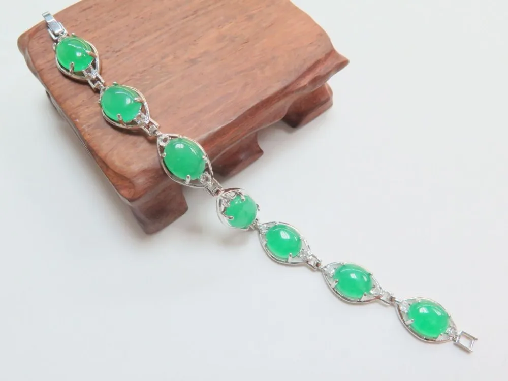 Доставка&gt&gt Новый Белый Сплав и Зеленый Овал Джейд Жадеит Бисера женщин Браслет |