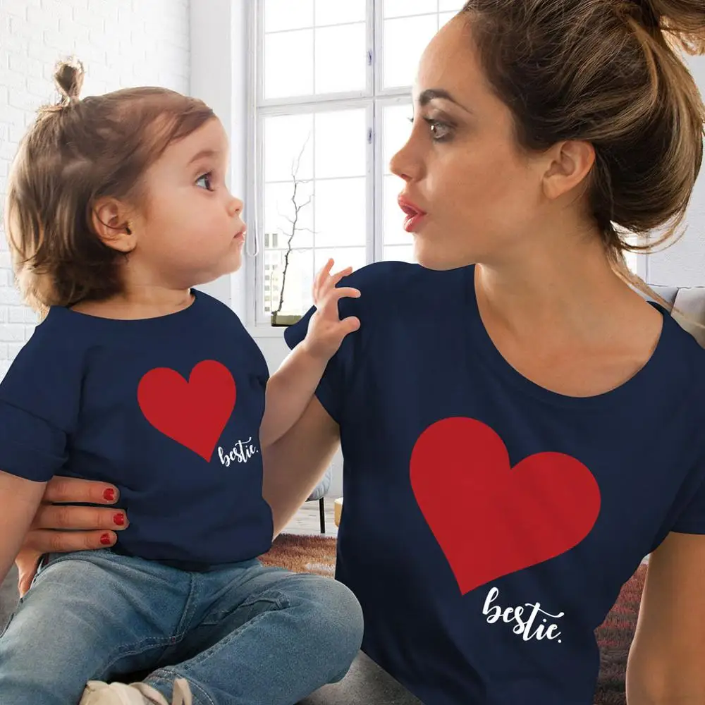 BKLD Лидер продаж однотонные футболки с принтом Love heart комплект для семьи родителей