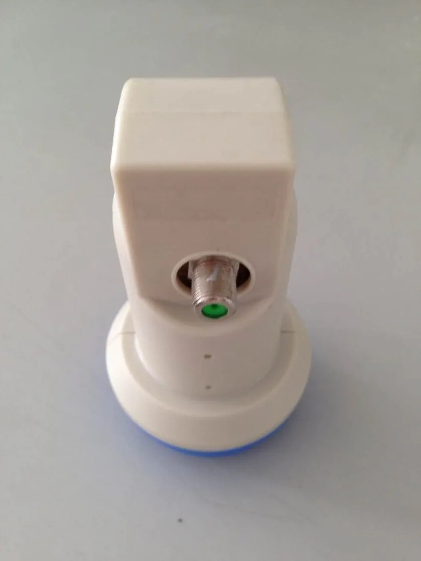 Bowei Универсальный Ku диапазон LNB супер низкий уровень шума выходное сопротивление