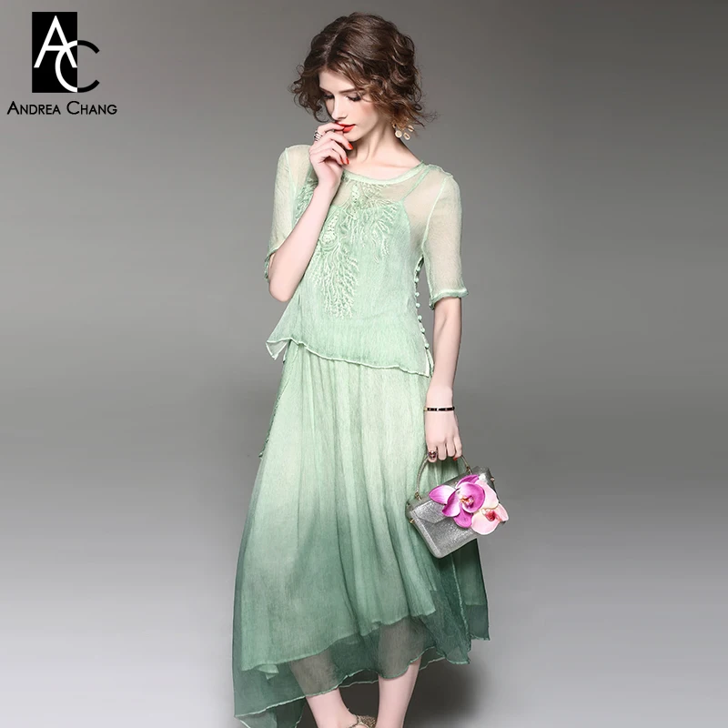 Весенне летнее дизайнерское женское платье для подиума светло Зеленое Шелковое