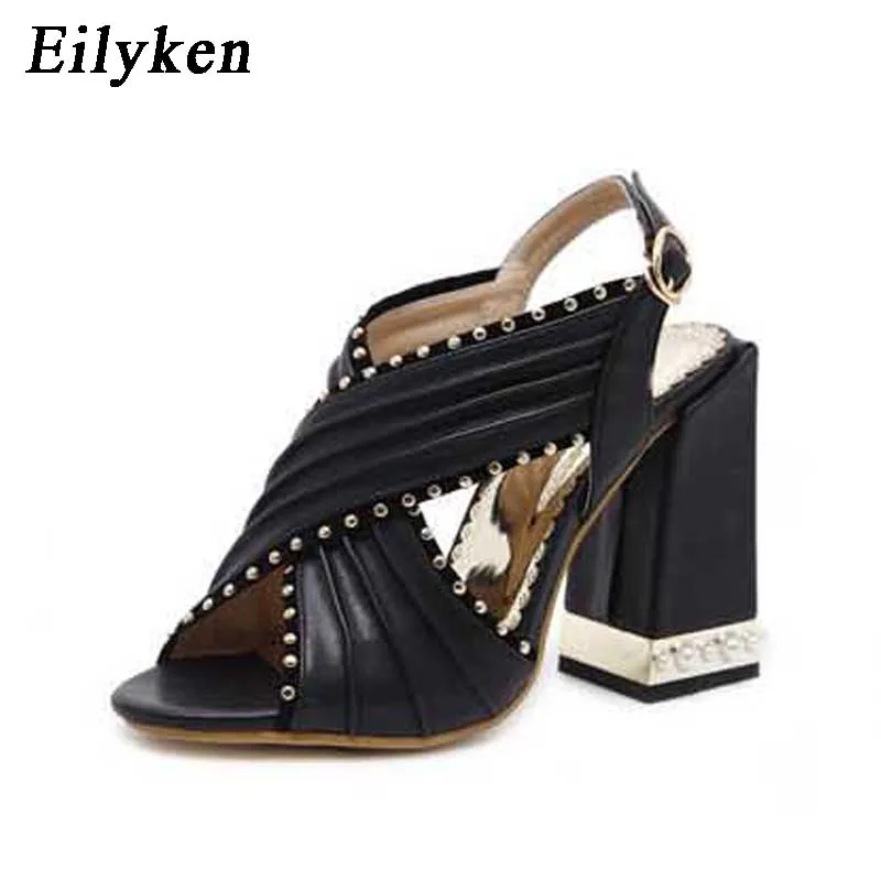 Eilyken; Модные женские босоножки с заклепками; прозрачные туфли-лодочки на ремешке с пряжкой; женские сандалии в римском стиле; Цвет абрикосовый, черный - Цвет: BLACK