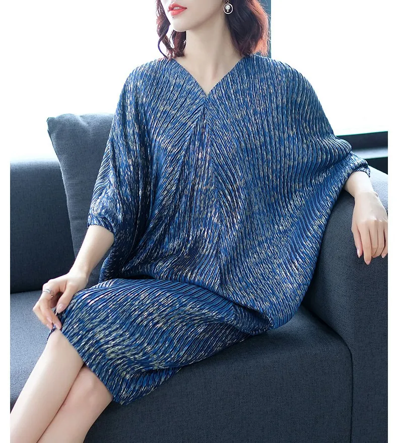 Женское плиссированное платье средней длины элегантное офисное с рукавом