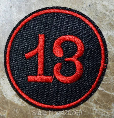 Горячая распродажа! ~ Бесплатная доставка Красный 13 железа на заплатках пришить
