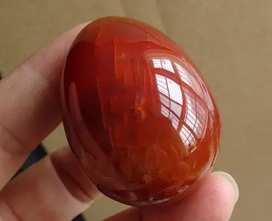 Натуральное красное агатовое яйцо с кристаллическим камнем.|egg|egg stone |